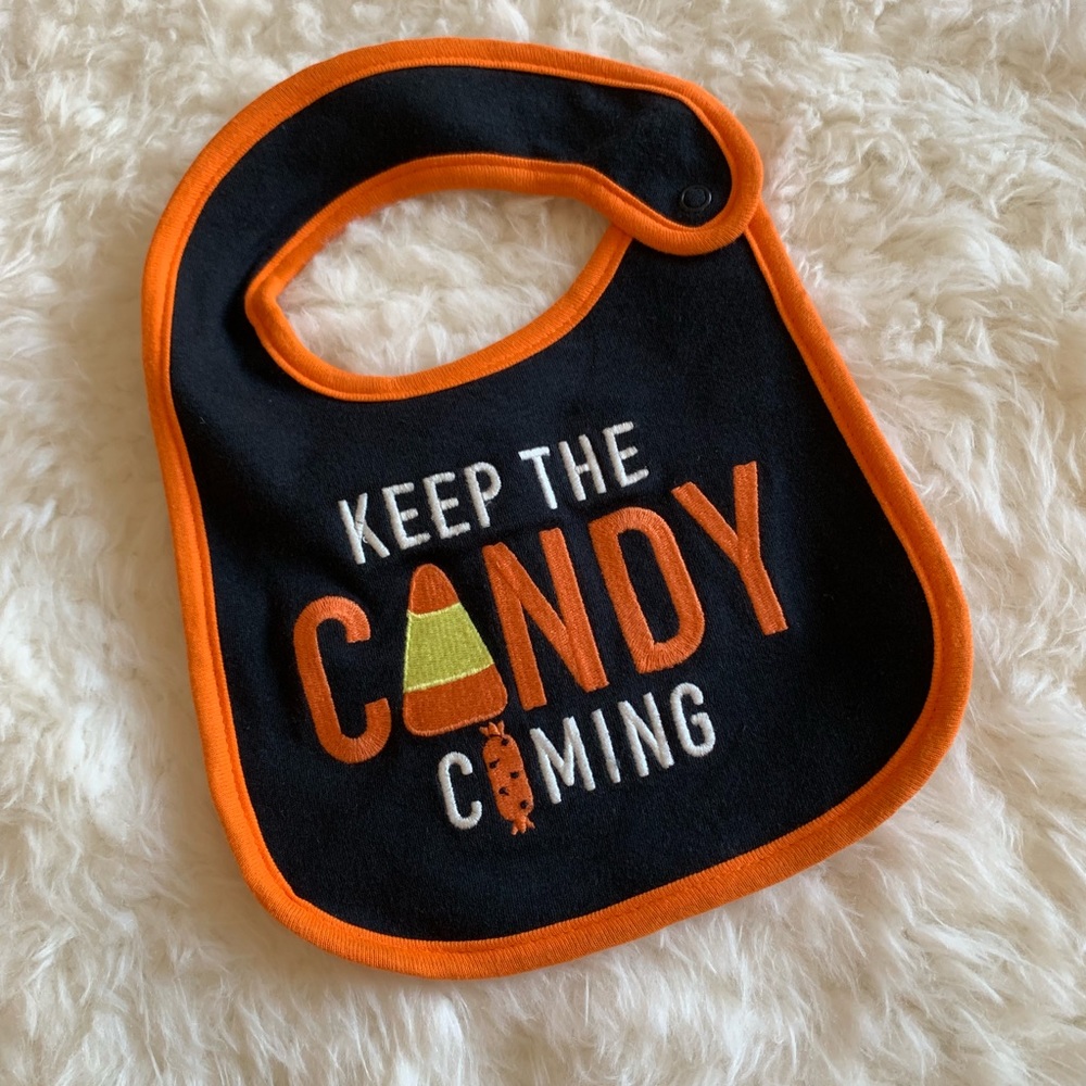 🎃 Carter’s | Keep the Candy Coming Bib